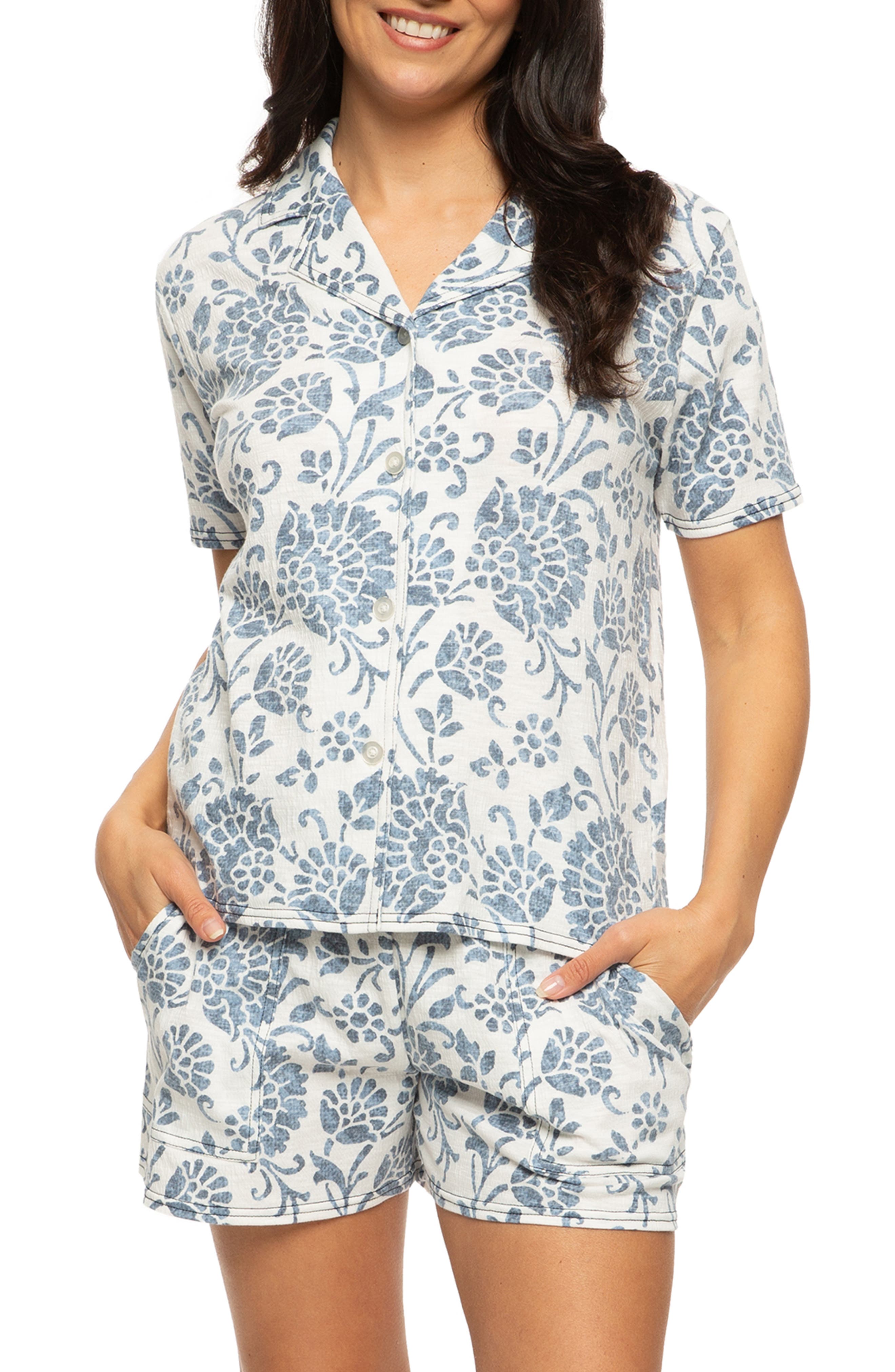 DISTRESSED FLORAL PRINT