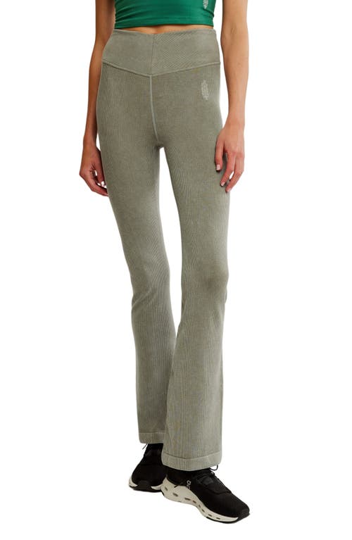 FREE PEOPLE FREE PEOPLE FP MOVEMENT GO TO SMOOTH FLARE LEGGINGS 