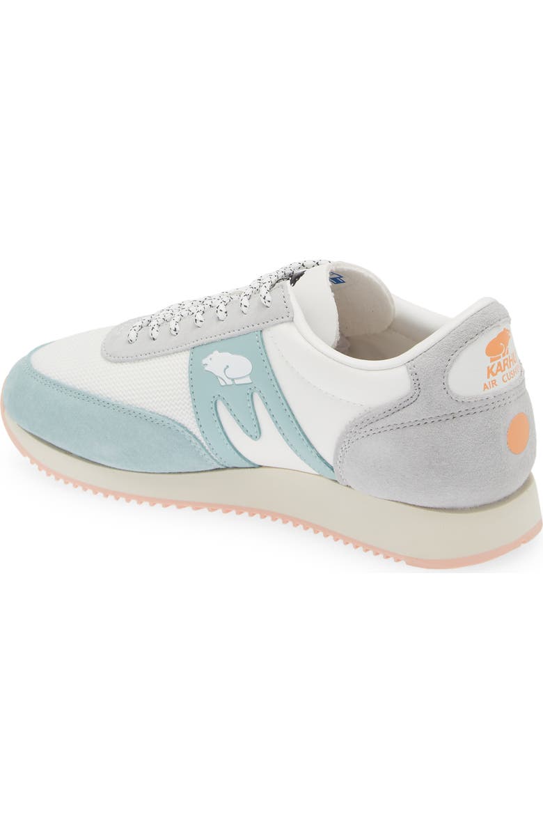 Karhu Gender Inclusive Albatross 82 Sneaker, Alternate, color,