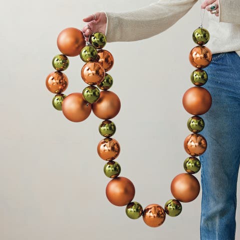 Eclectic Ball Garland in Artful Plastic