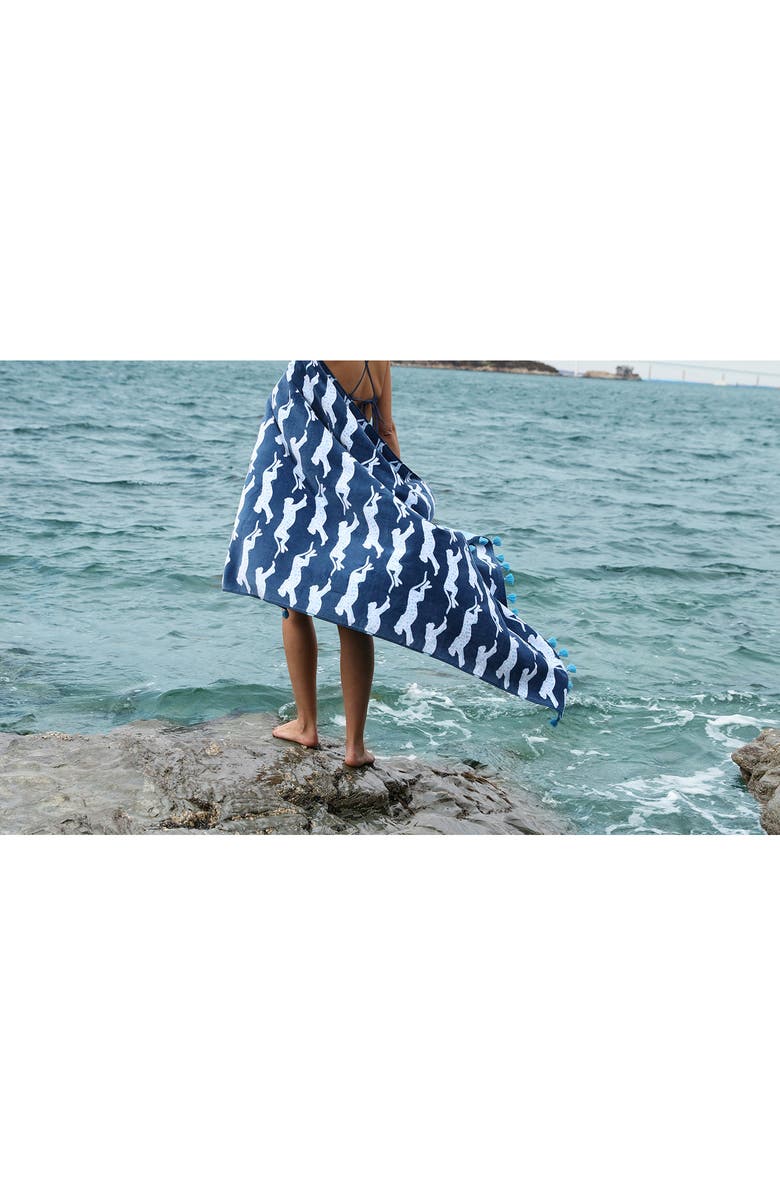 Matouk Leaping Leopard Beach Towel, Alternate, color, Navy