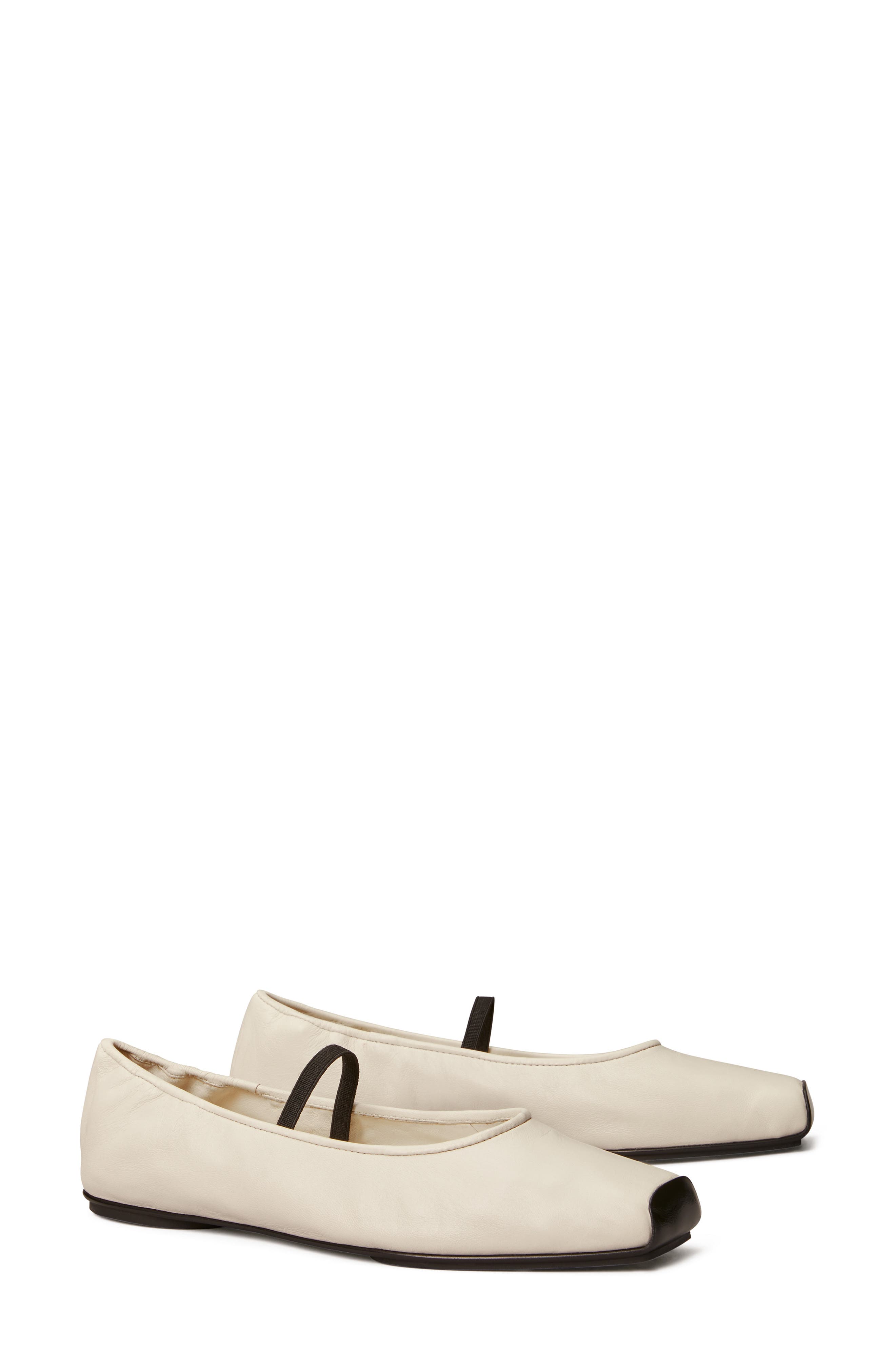 NEW IVORY / PERFECT BLACK