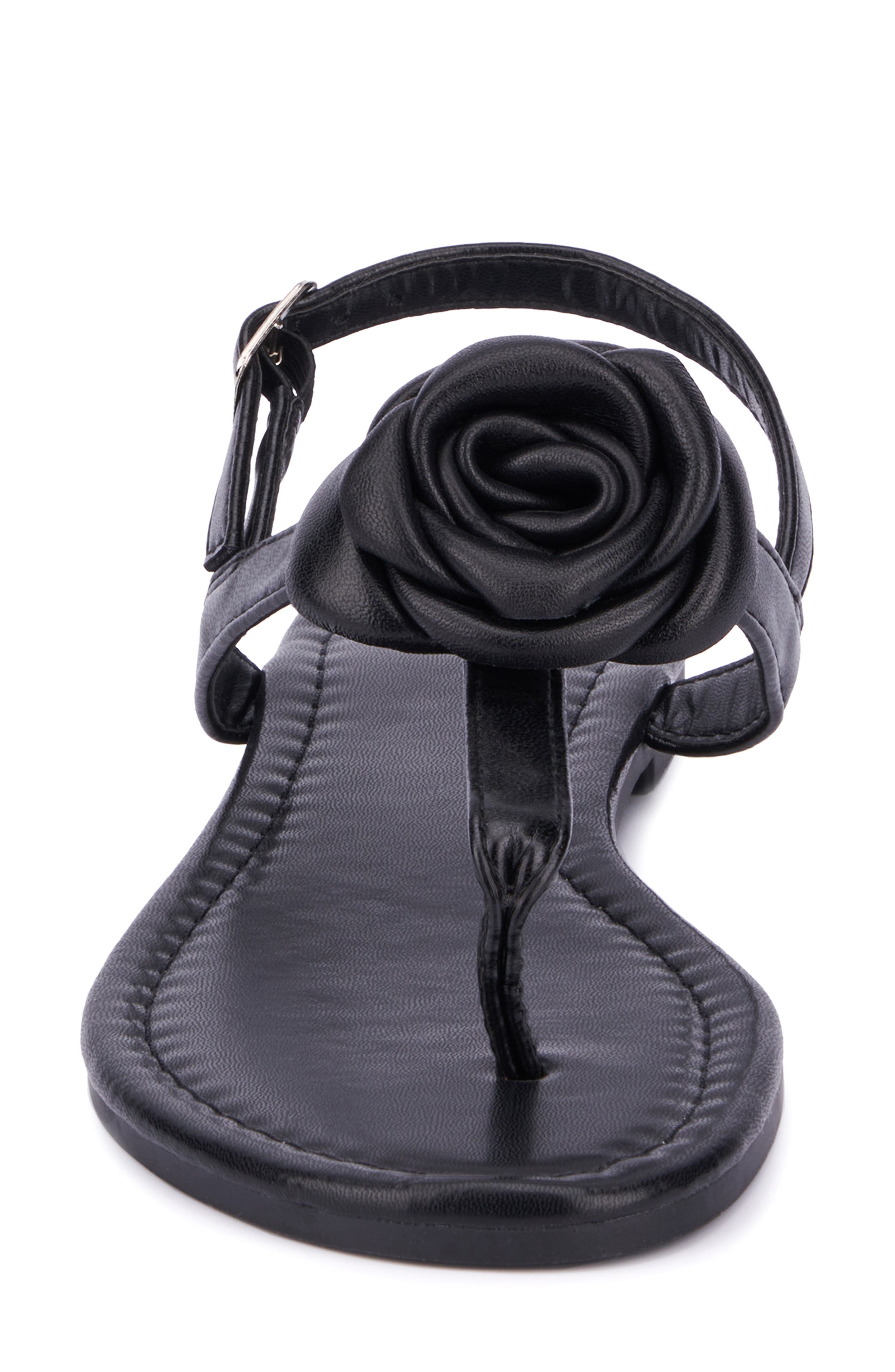 NEW YORK AND COMPANY Rosette Thong Sandal, Alternate, color, Black