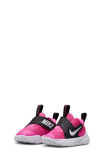 Nike Kids' Team Hustle D 12 Basketball Sneaker