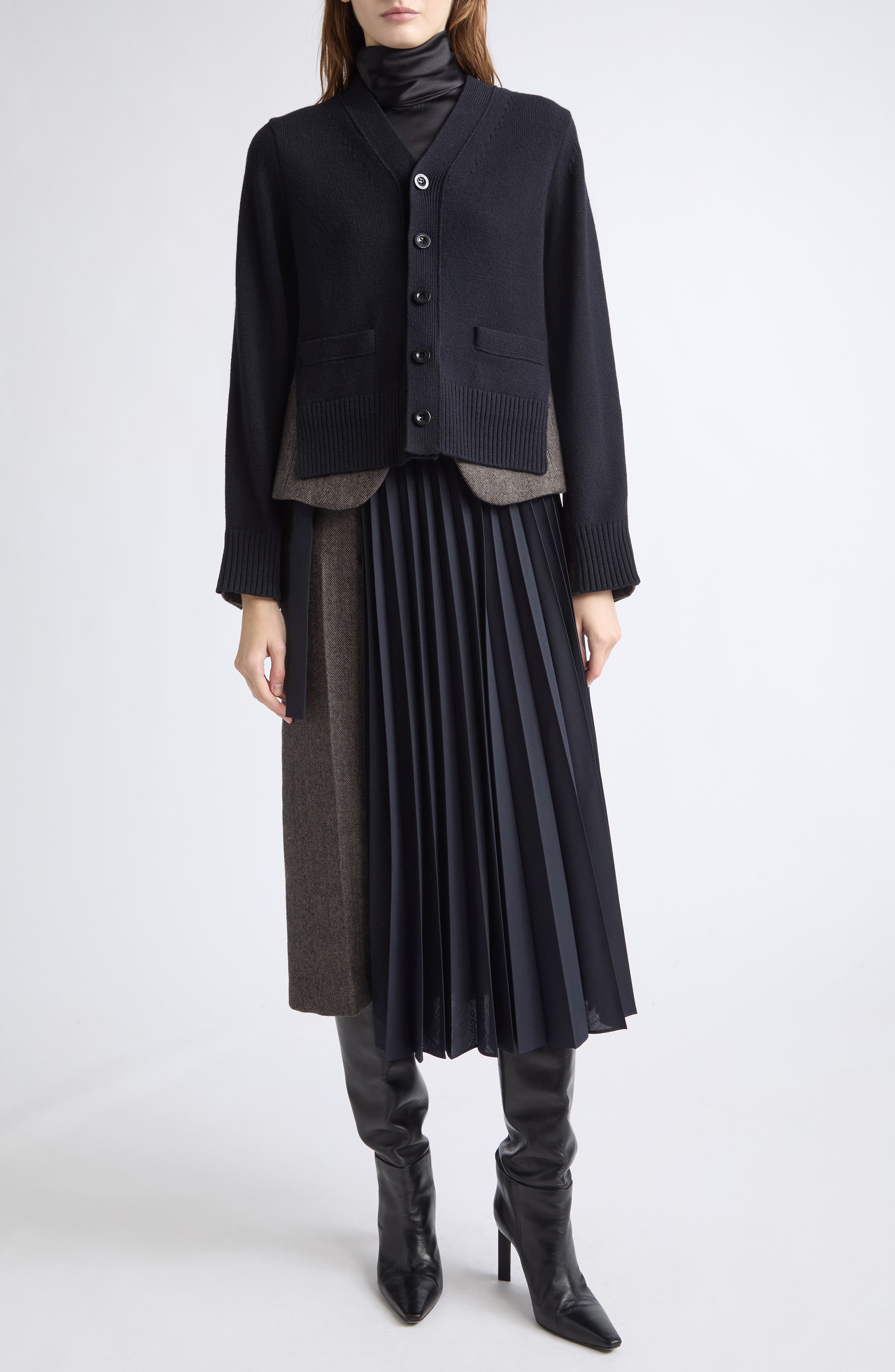 selected NAVY/ BROWN