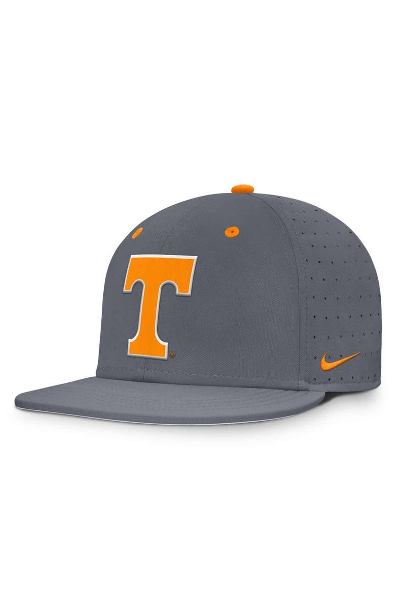 Nike Men's Nike Gray Tennessee Volunteers Dugout True Dri-FIT Fitted Hat, Main, color, Gray