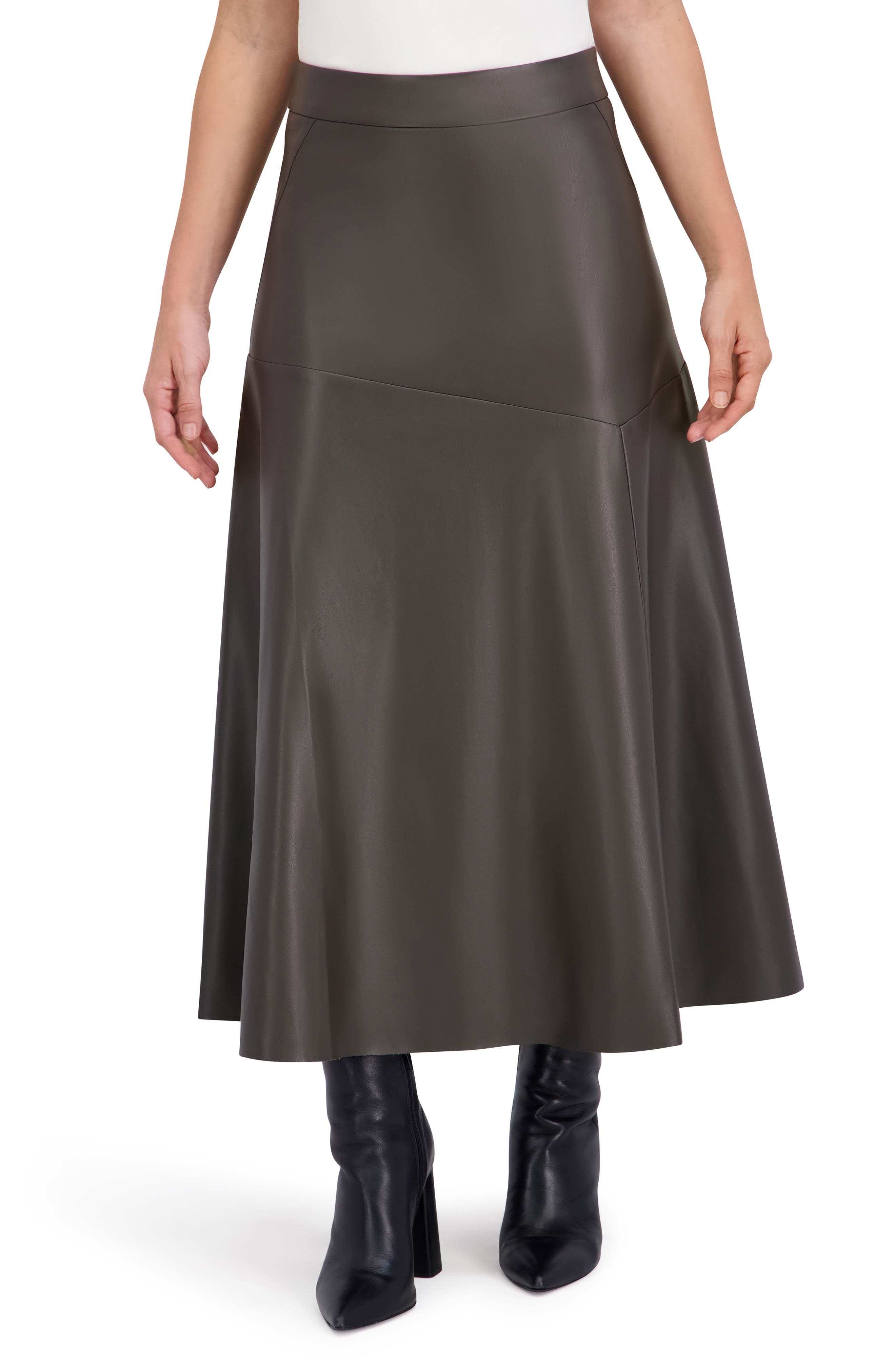 Ookie & Lala Supersoft Faux Leather Geo Seam Maxi Skirt