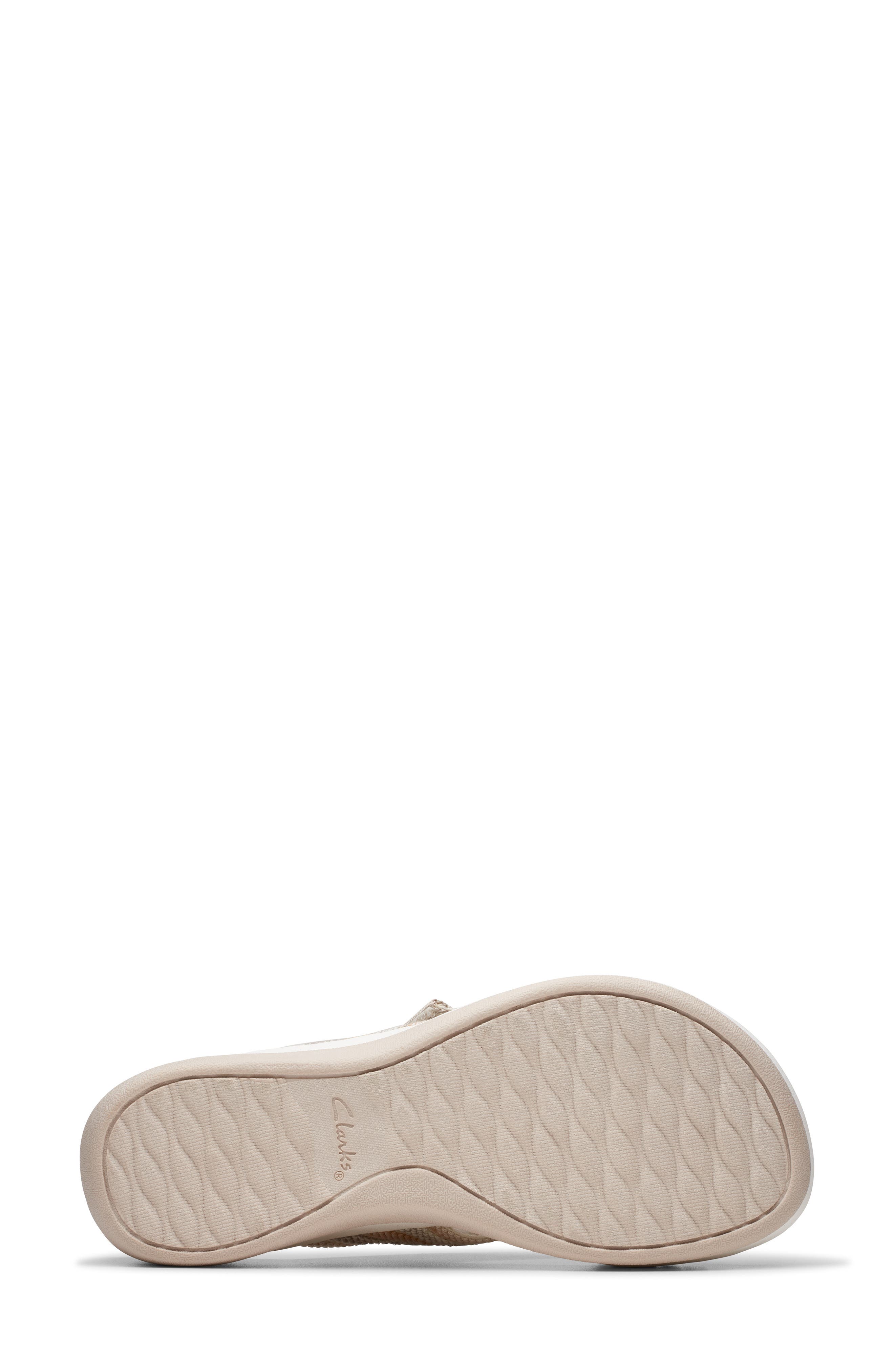Clarks<sup>®</sup> Arla Wave Sandal, Alternate, color, Beige Combo