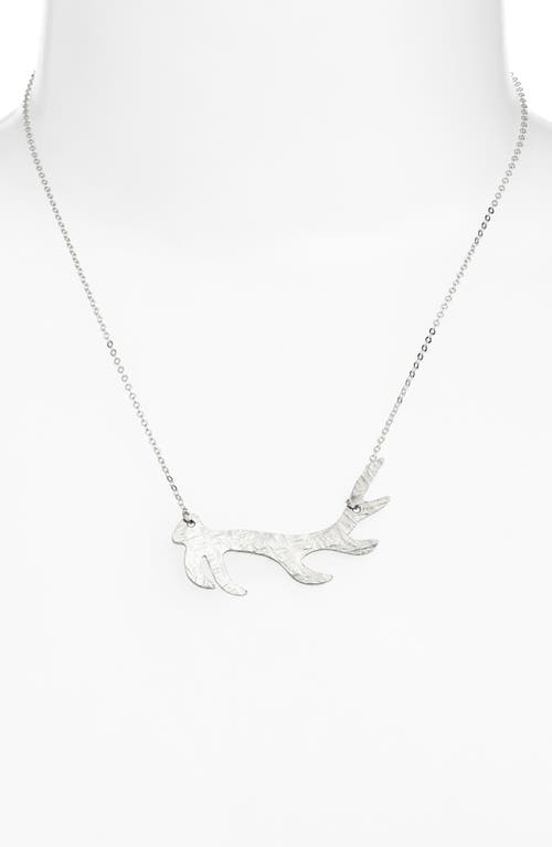 Nashelle Antler Pendant Necklace In Silver
