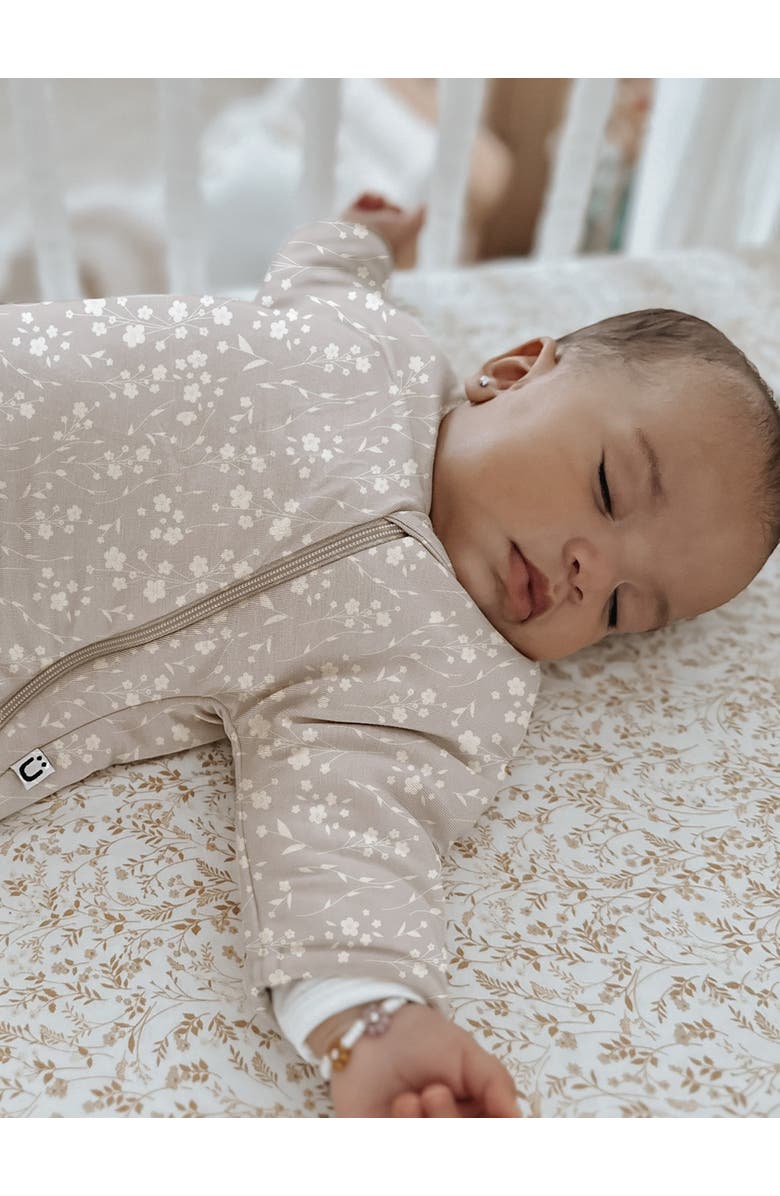 gunamuna Unisex Baby Long Sleeve Transitional Swaddle Sleep Sack, Easy Diaper Changes, 1.0 TOG, Alternate, color, Magnolia