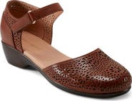 Easy Spirit Denita Pump