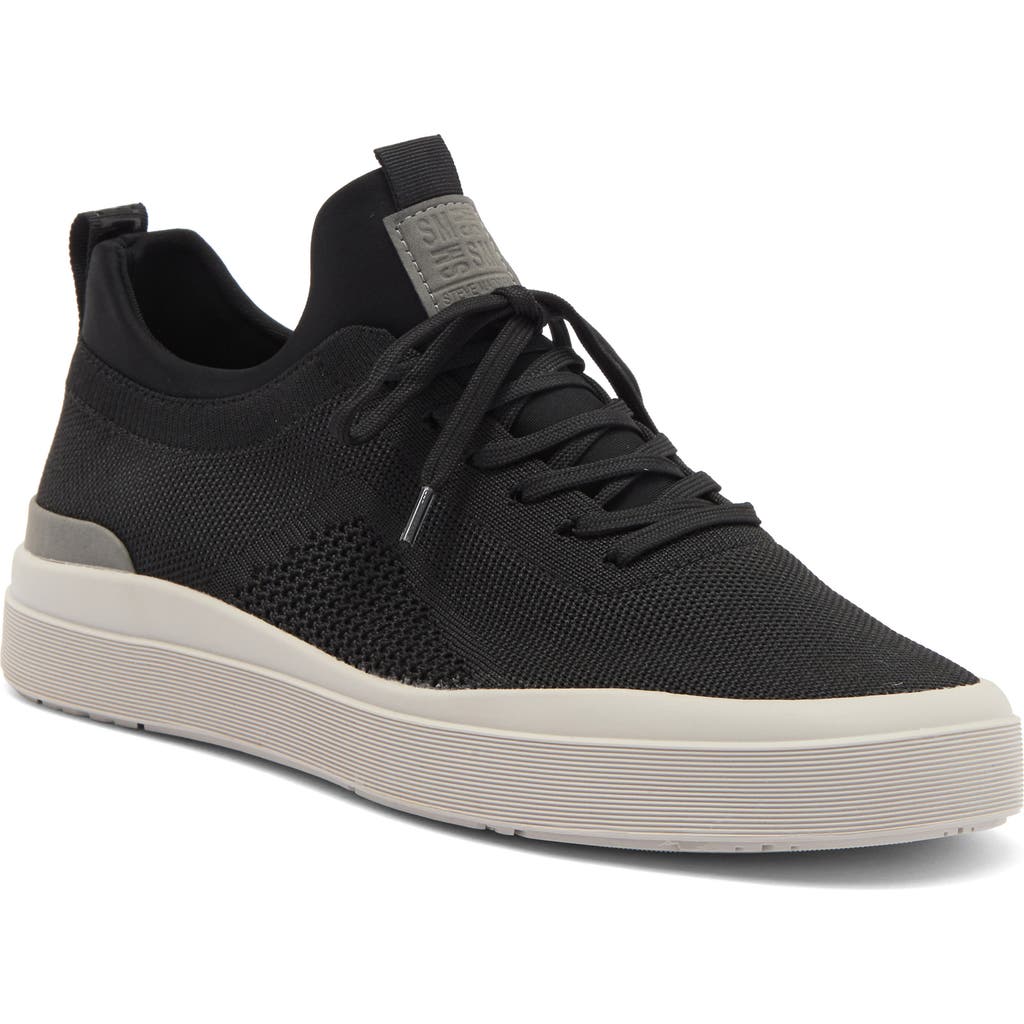 Steve Madden Pisces Sneaker