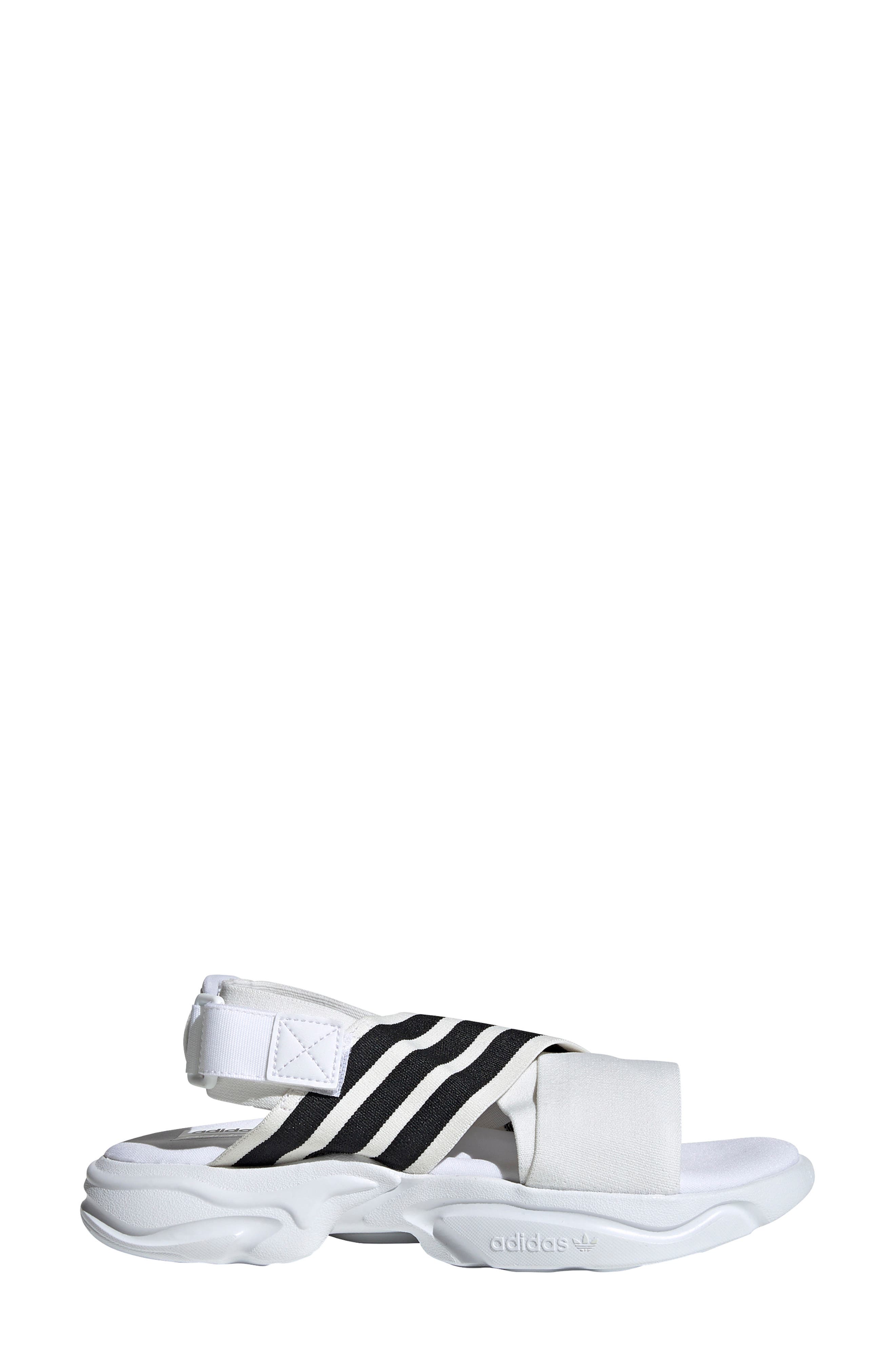 Magmur Sandal, Alternate, color, WHITE/ CORE BLACK
