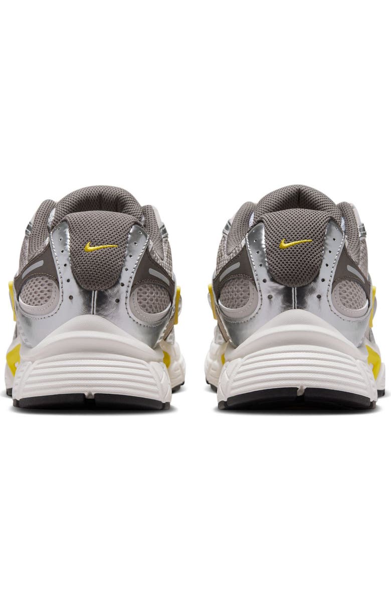 Nike V5 RNR Sneaker, Alternate, color, College Grey/ Black