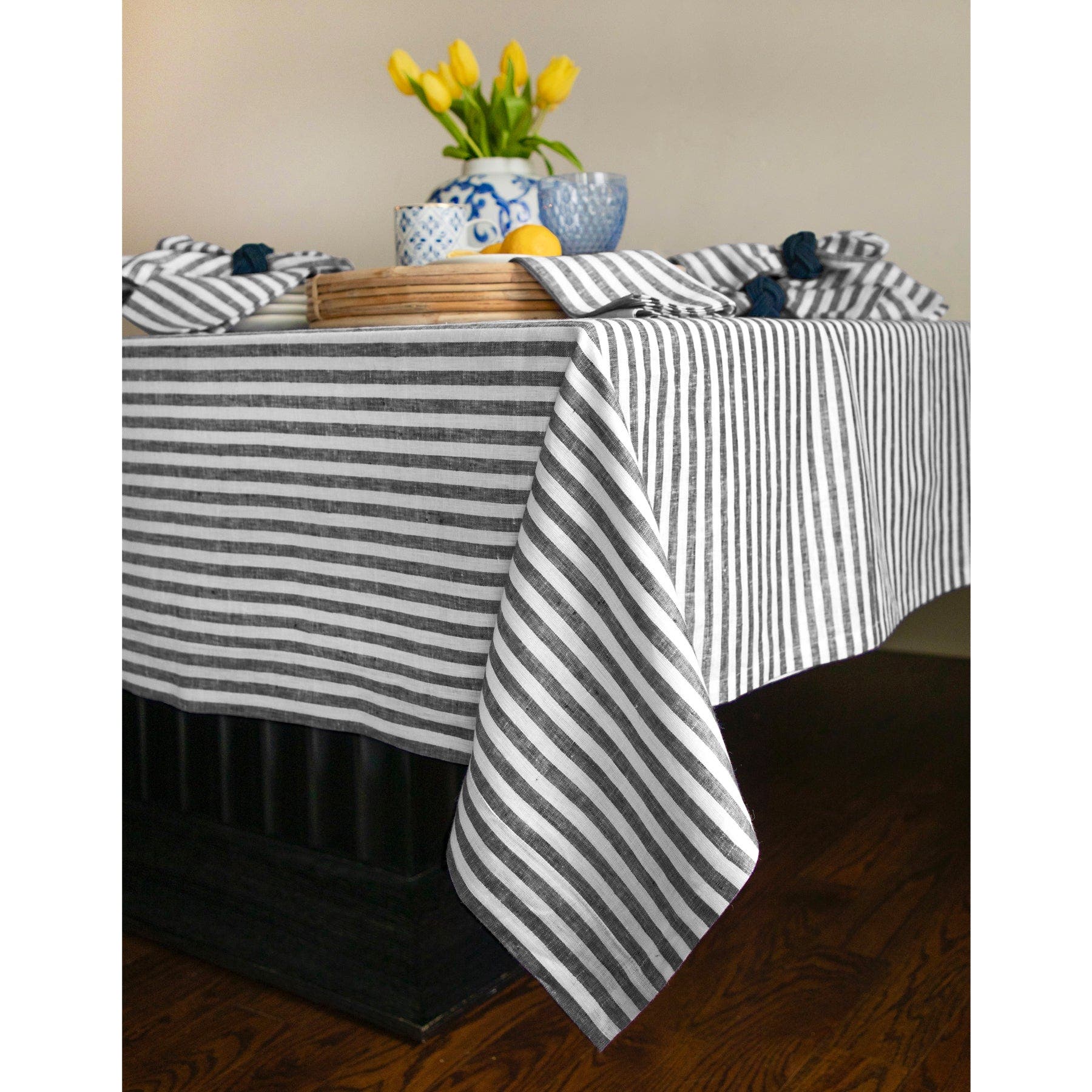 Solino Home Amalfi Stripe Linen Tablecloth - Thumbnail 5