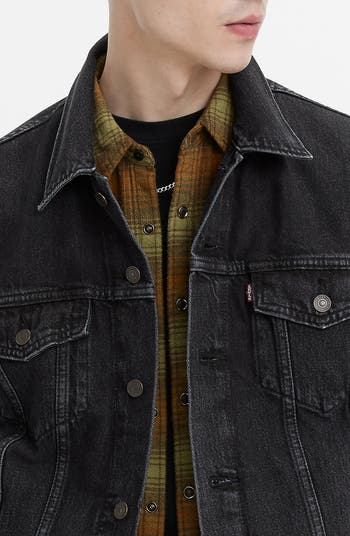 Levi's® Relaxed Fit Denim Trucker Jacket | Nordstrom Levi's® Relaxed Fit Denim Trucker Jacket | Nordstrom