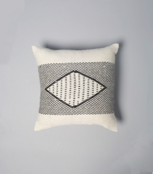 Voz Diamante Square Textile Small Pillow In Ivory/black