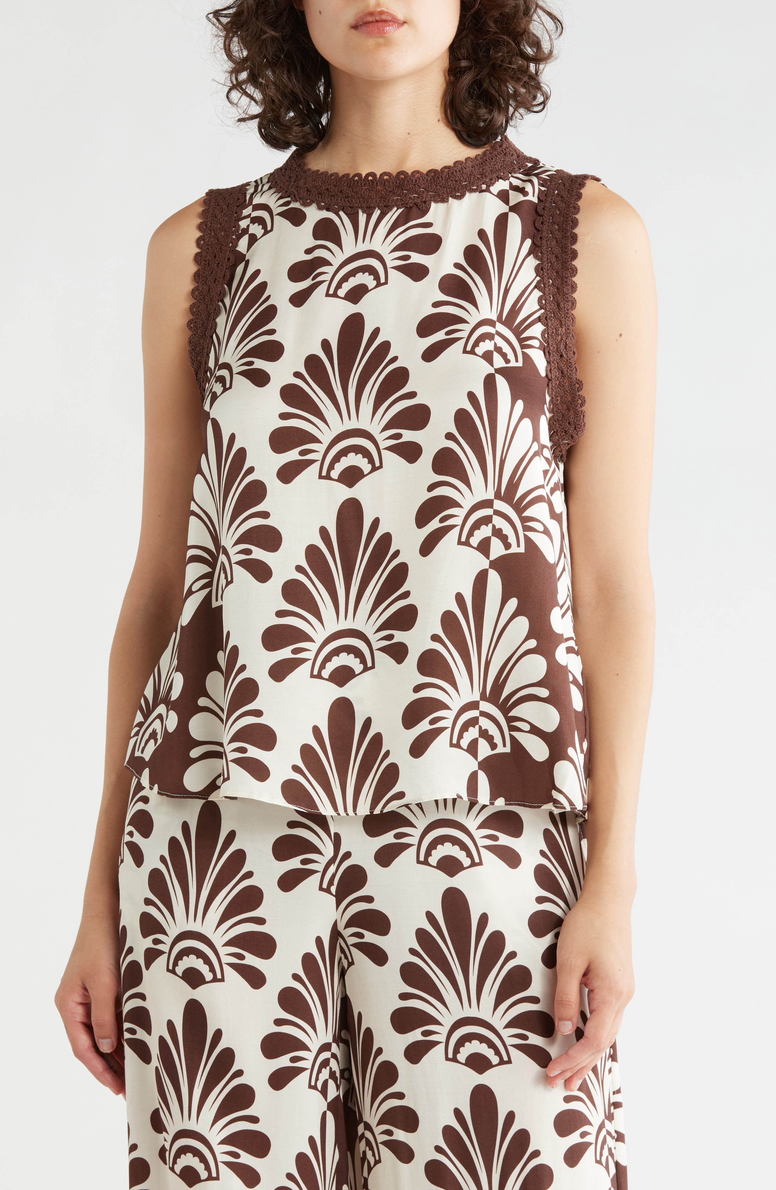 T Tahari Lace Trim Shell