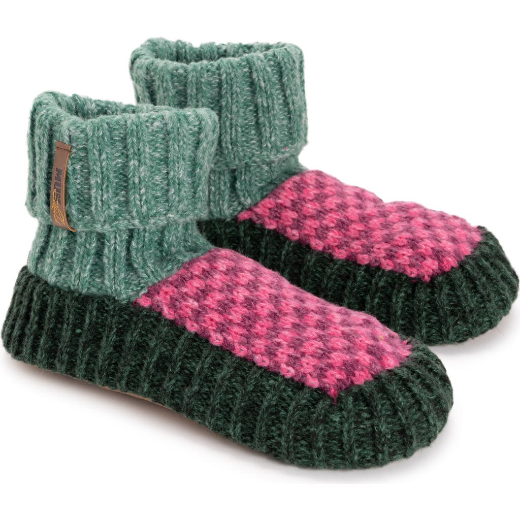 Muk Luks Slipper Socks In Green