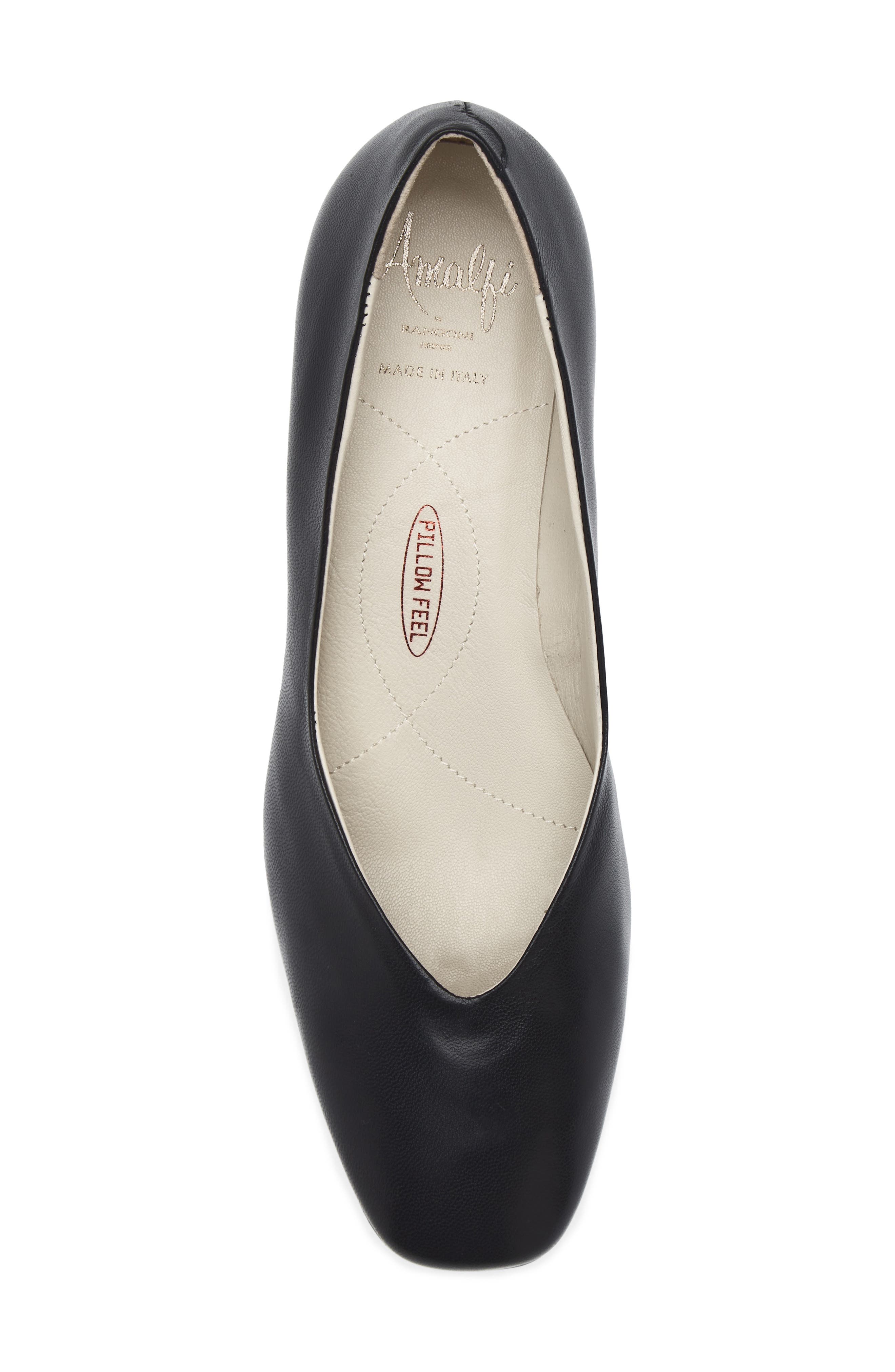 Amalfi by Rangoni Scilla Pump, Alternate, color, Black