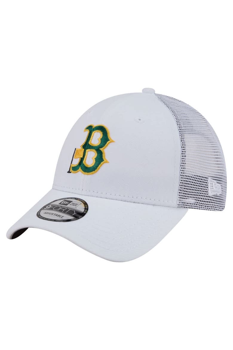 Men's New Era  White Boston Red Sox Flag 9FORTY Trucker Adjustable Hat, Main, color, White