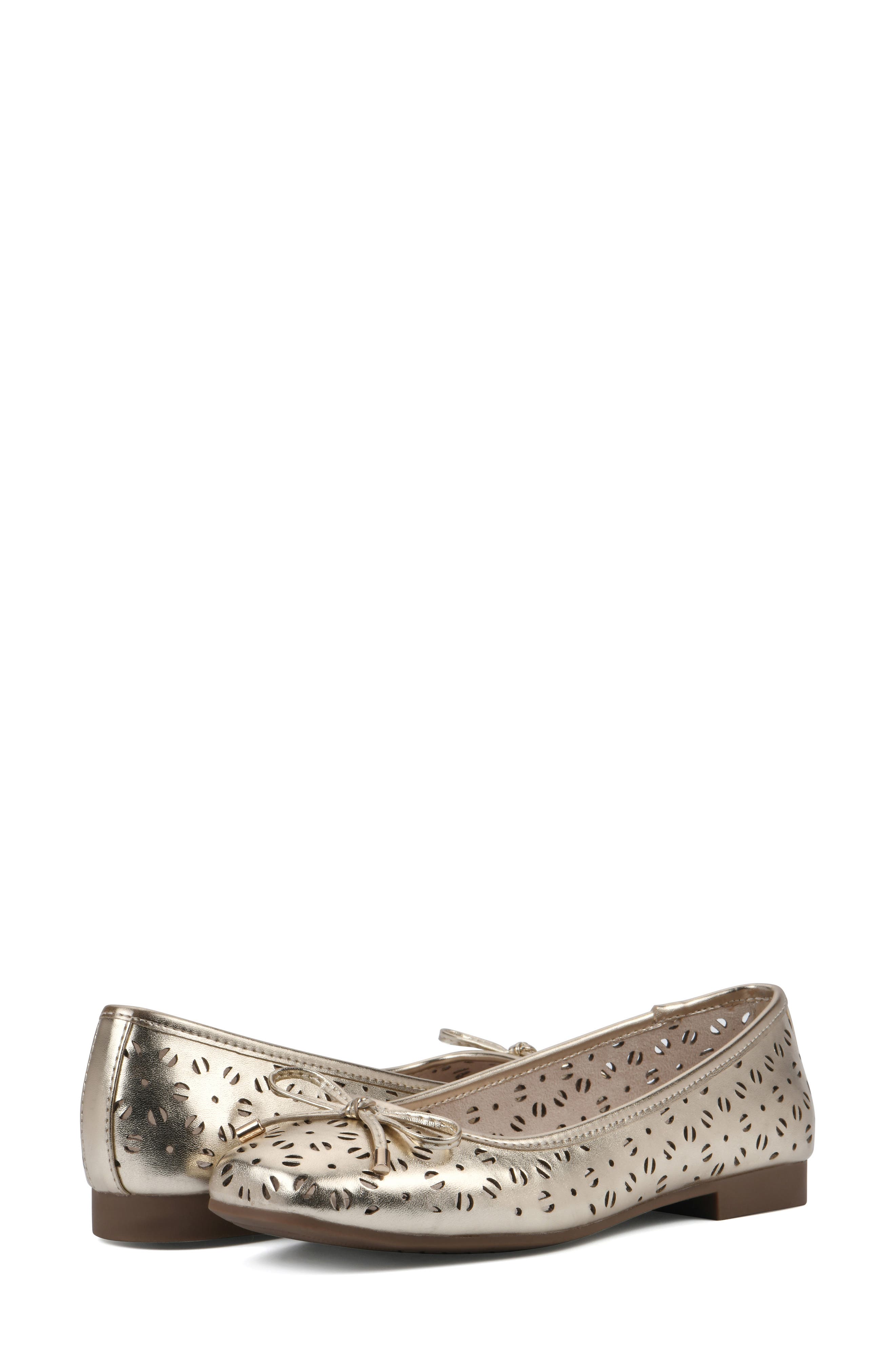 Bessa Square Toe Flat, Alternate, color, PLATINO/ METALLIC/ SMOOTH