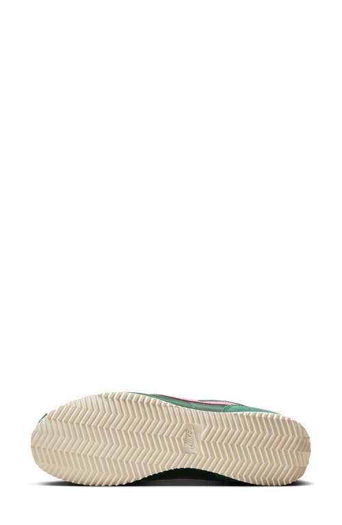 Nike Cortez Sneakers In Green