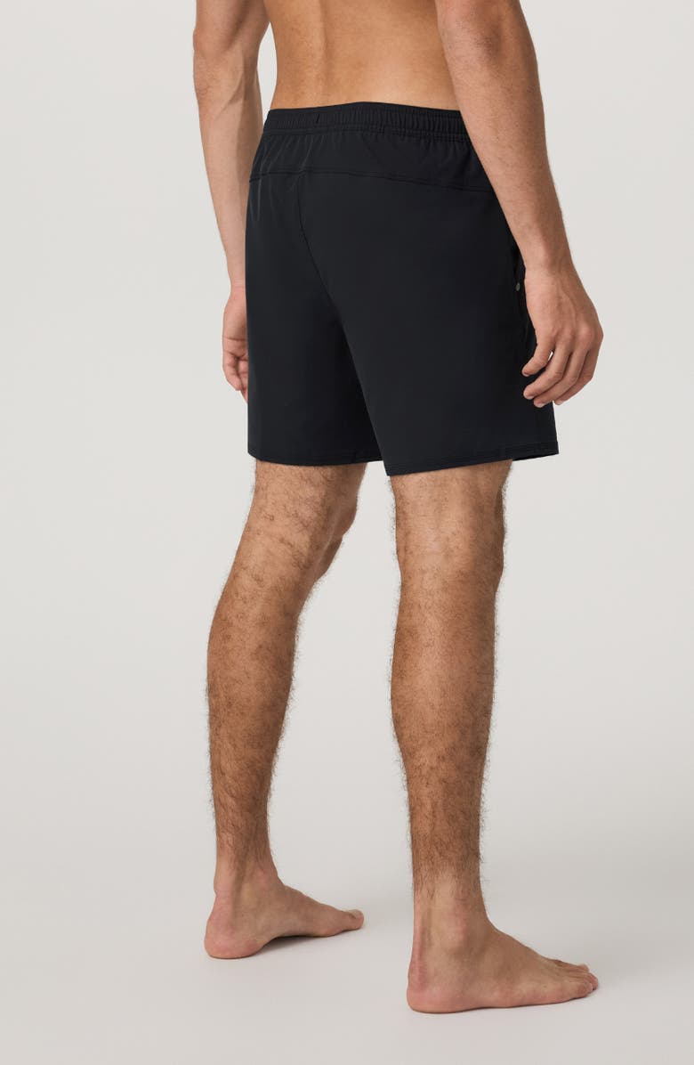 Vuori Maverick Lined Hybrid Volley Shorts, Alternate, color, Black