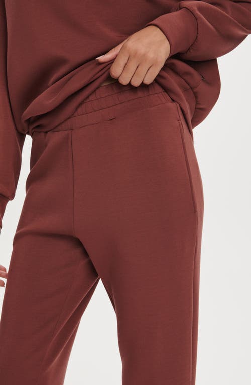 Varley The Slim Cuff Joggers In Brown