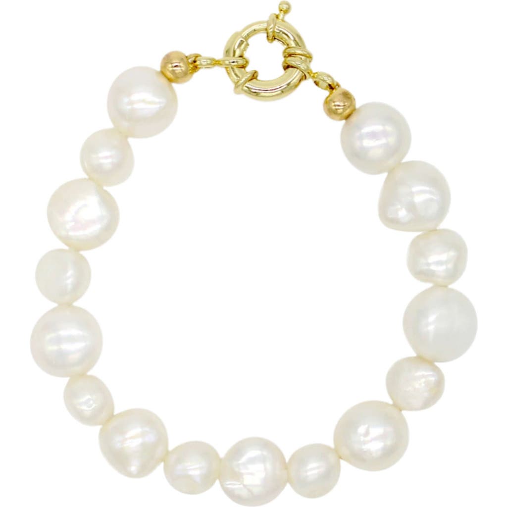 Velvet Luna Natural Pearl Bracelet In White