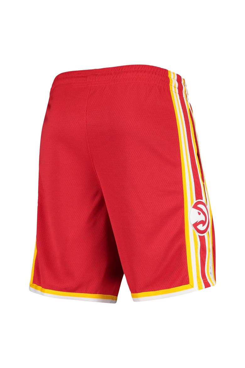 Men's Nike Red Atlanta Hawks Statement Edition Swingman Shorts, Alternate, color, Red