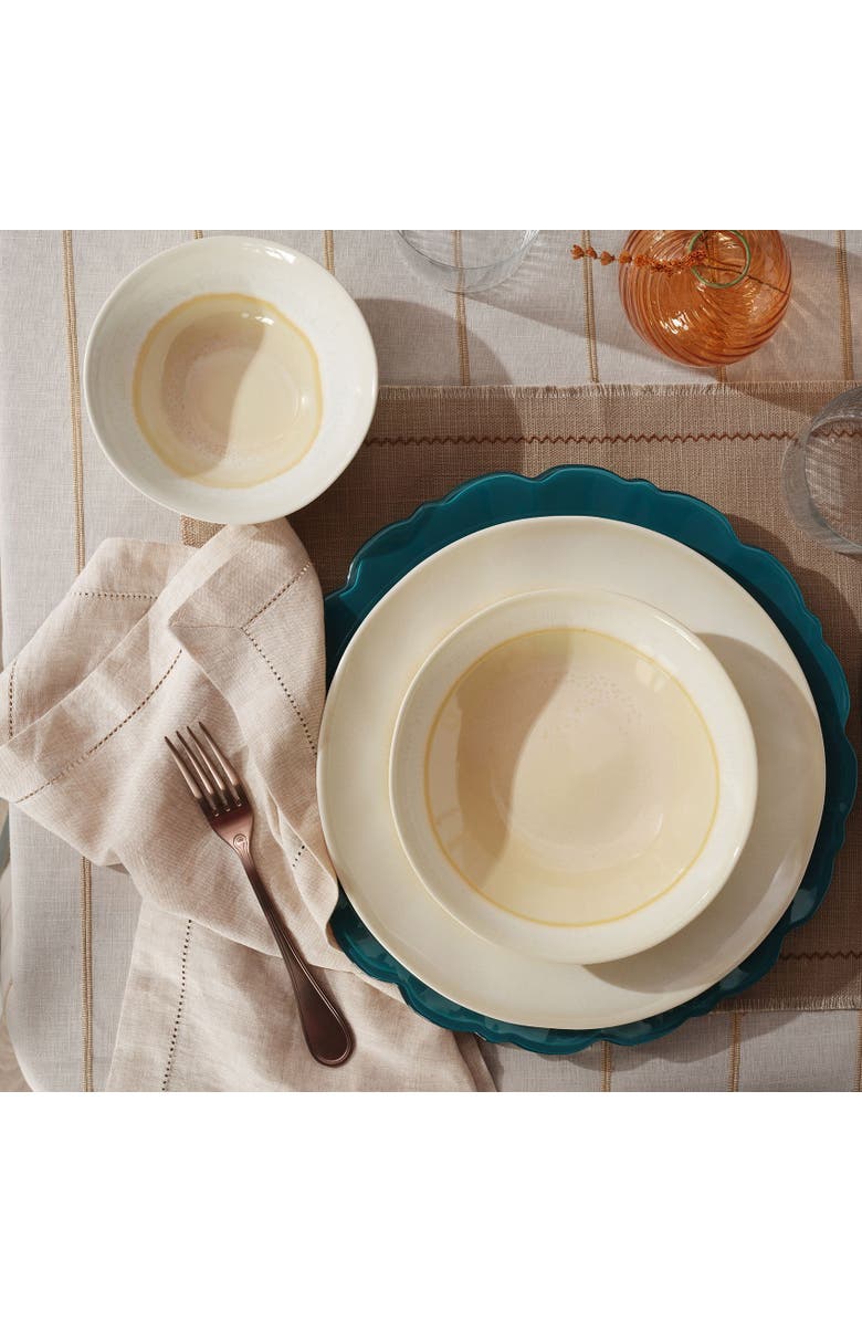 Zsa Zsa Zsu Leiria Cake Plate Stoneware 9 In Set Of 4, Alternate, color, Cream