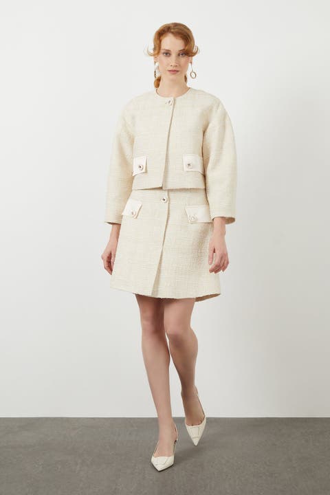 Button Detail Off-White Short Jacket