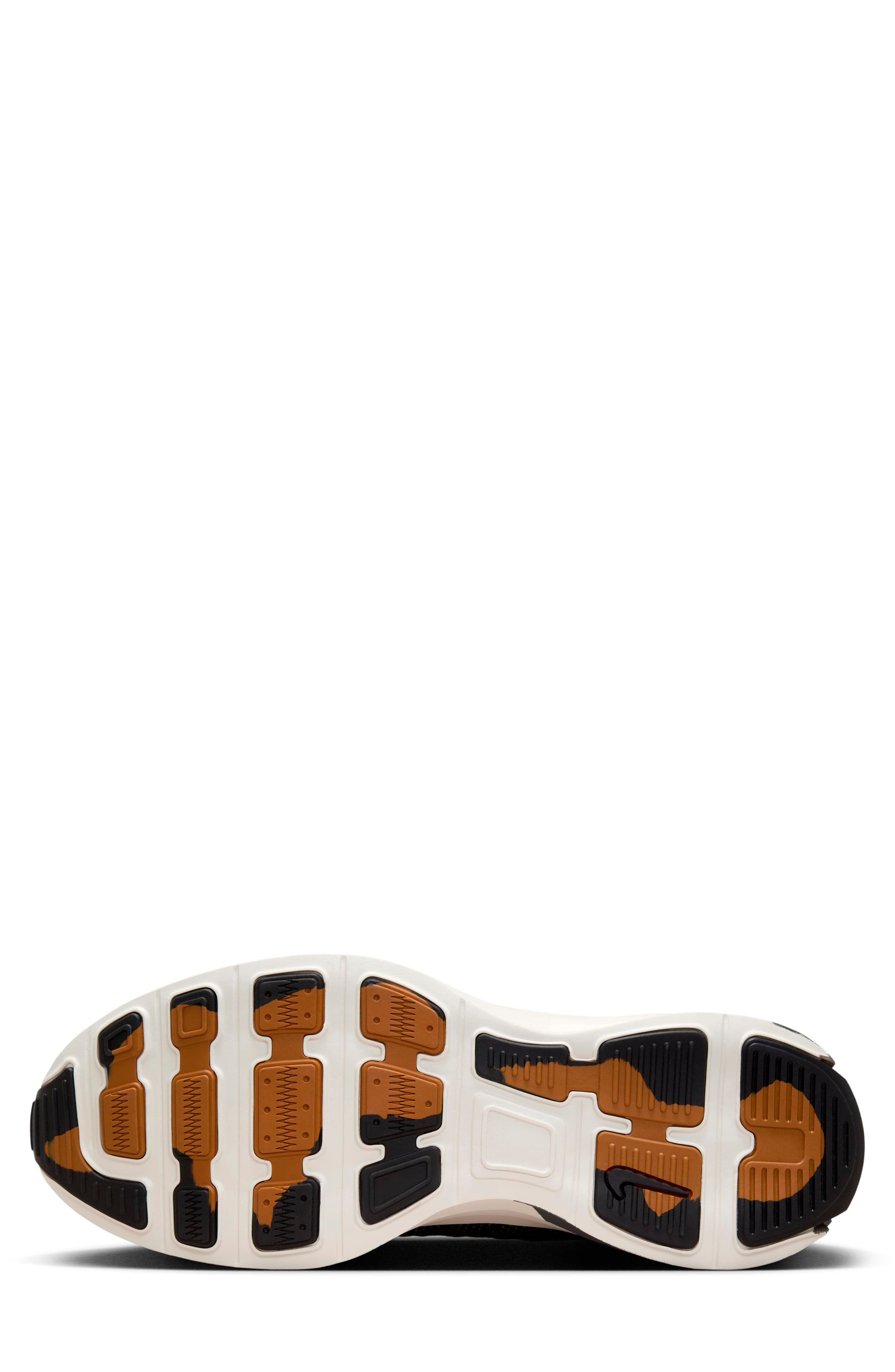 Nike Lunar Roam Sneaker, Alternate, color, 