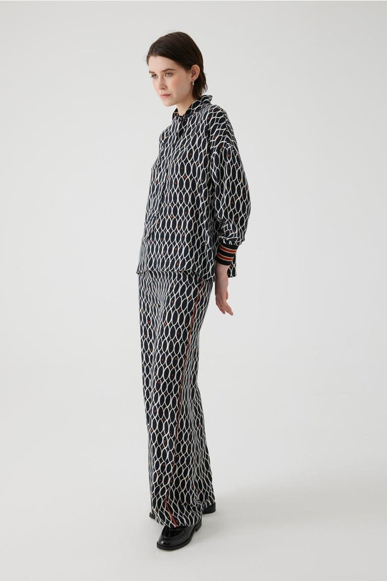 Annette Blouse, Alternate, color, Black Patterned