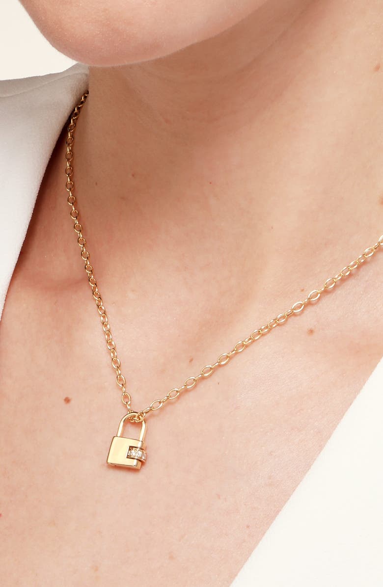 SYNA Wishlock Charm, Alternate, color, Yellow Gold