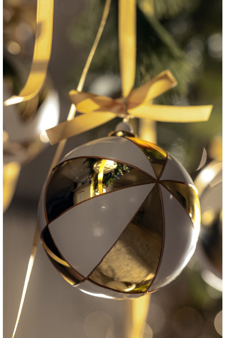 Celestia Set of Christmas balls, Alternate, color, White