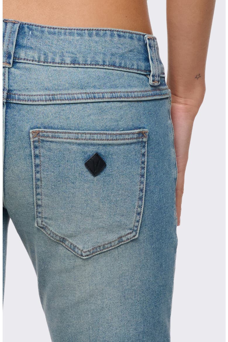 A 00 Kick Low Rise Bootcut Jeans, Alternate, color, CASSIDY