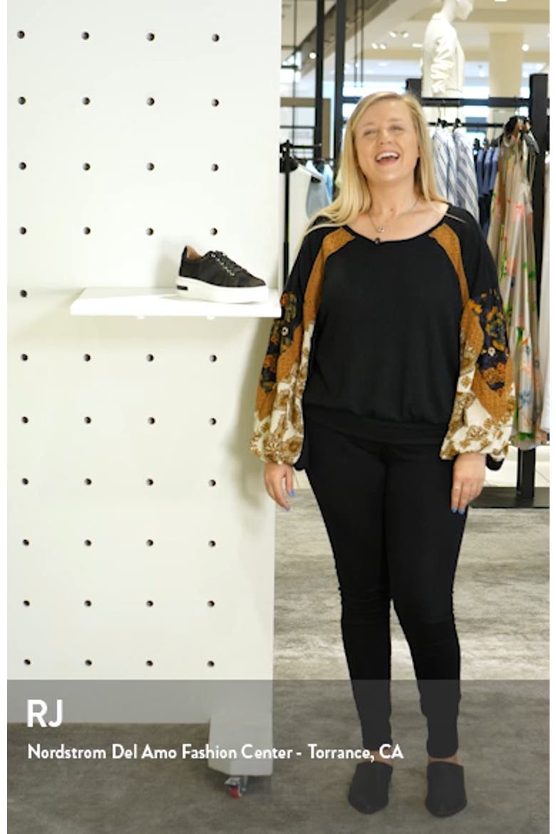 Kim Sneaker video