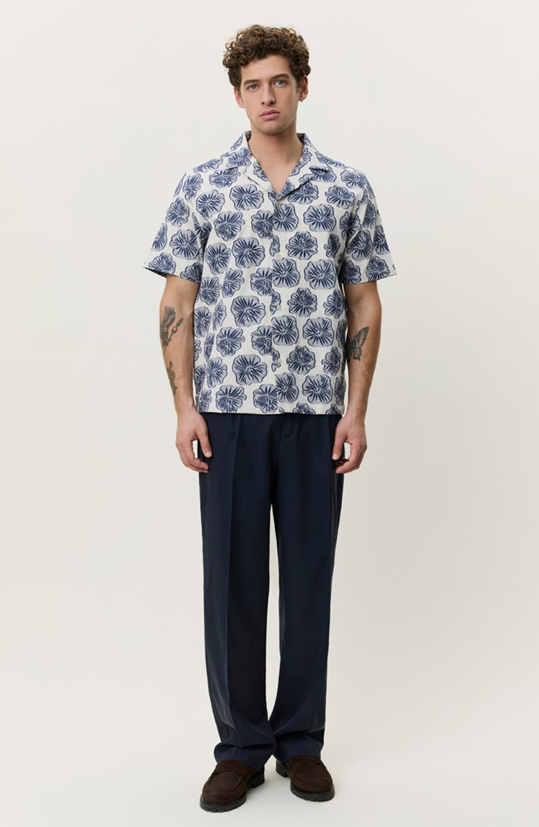 Les Deux Dahlia Floral Jacquard Cotton & Linen Blend Camp Shirt, Alternate, color, Dark Denim Blue