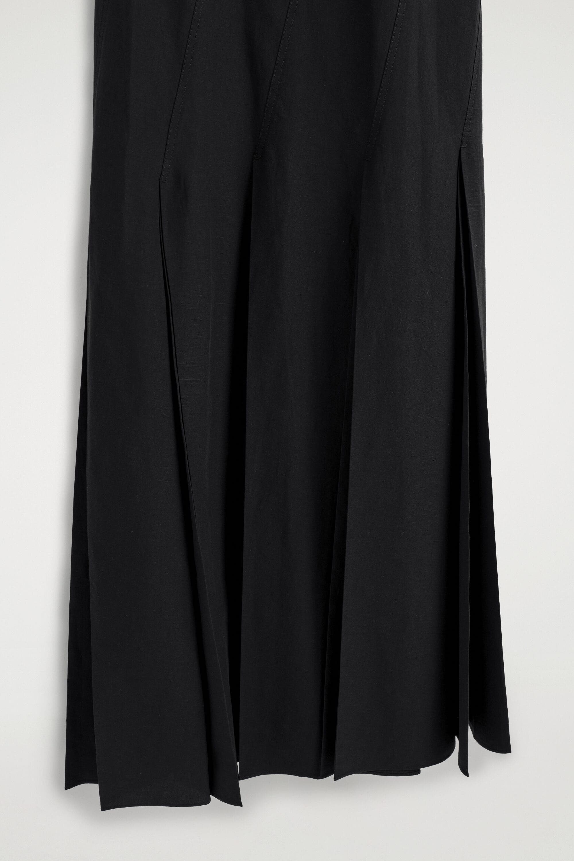 cotton & linen pleated cutout long dress Pleated Cotton-linen Maxi Dress (Women)