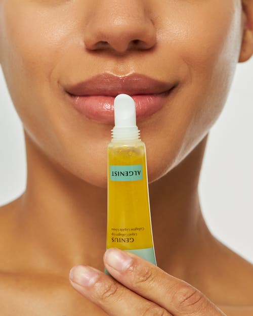 Algenist Genius Liquid Collagen Lip In Yellow