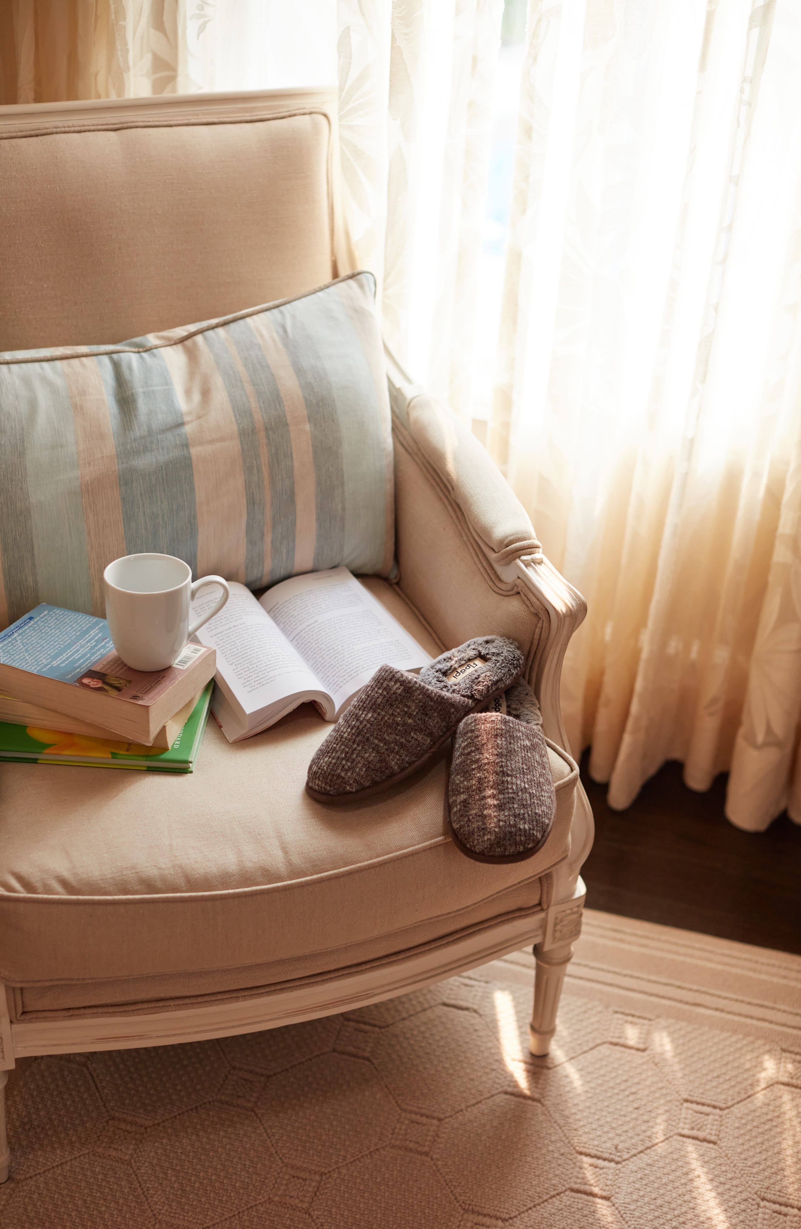 FLOOPI Aurora Knit Scuff Slipper with Faux Fur Lining, Alternate, color, Grey