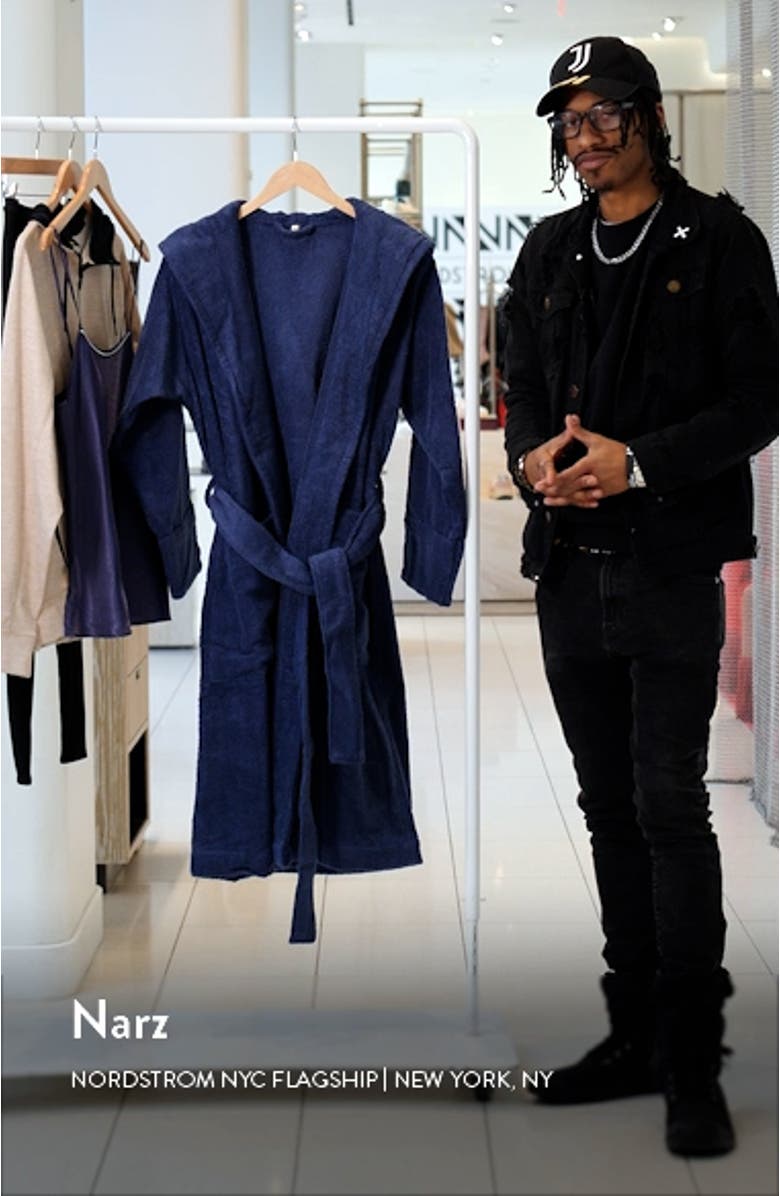 Organic Cotton Hooded Bathrobe, sales video thumbnail