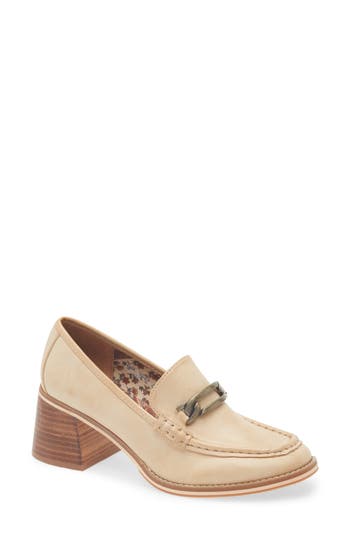 Korks Camilla Block Heel Loafer In Neutral