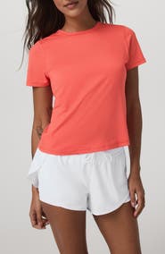 Vuori Lux Performance T-Shirt