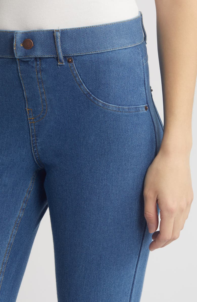 Hue Side Slit Pull-On Denim Capri Leggings, Alternate, color, Medium Wash