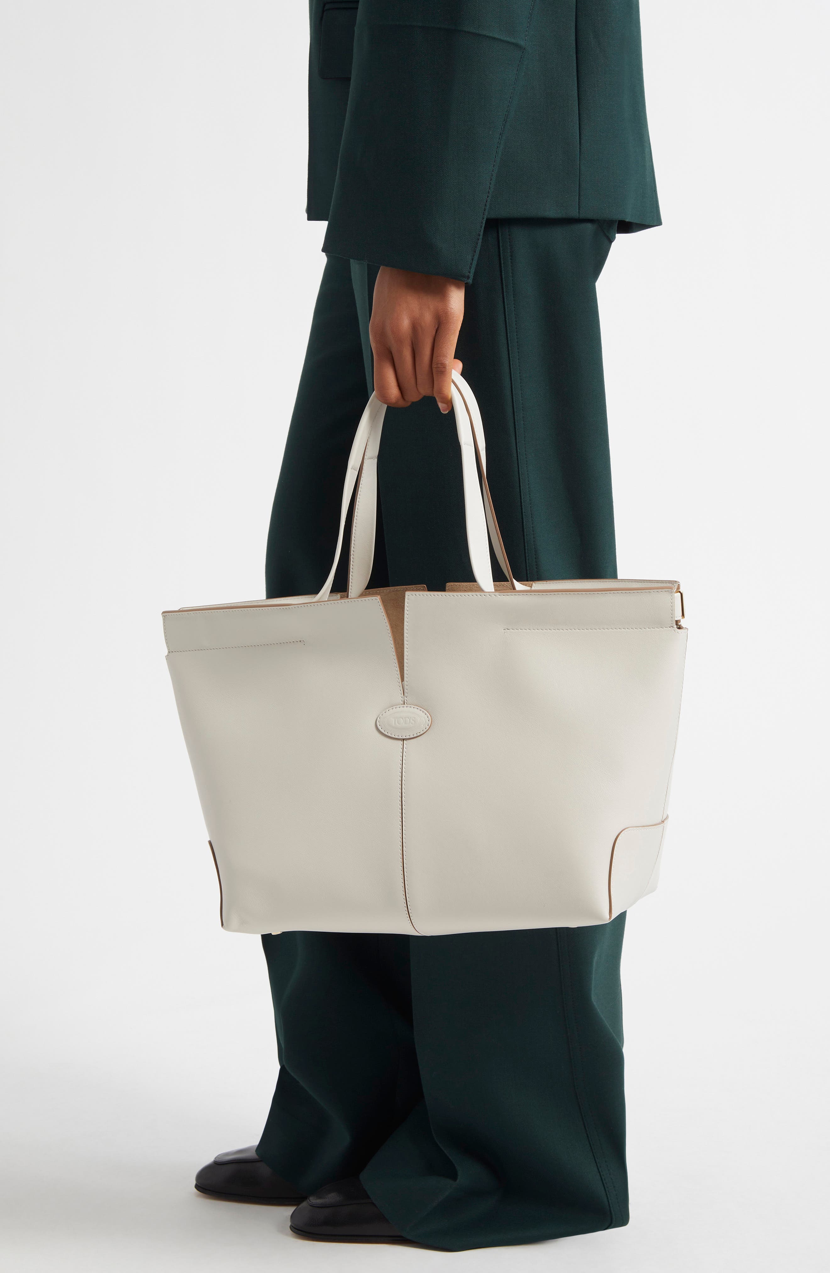 Tod's Medium-Small Tod's Di Bag Folio Leather Shopper, Alternate, color, Bianco Calce