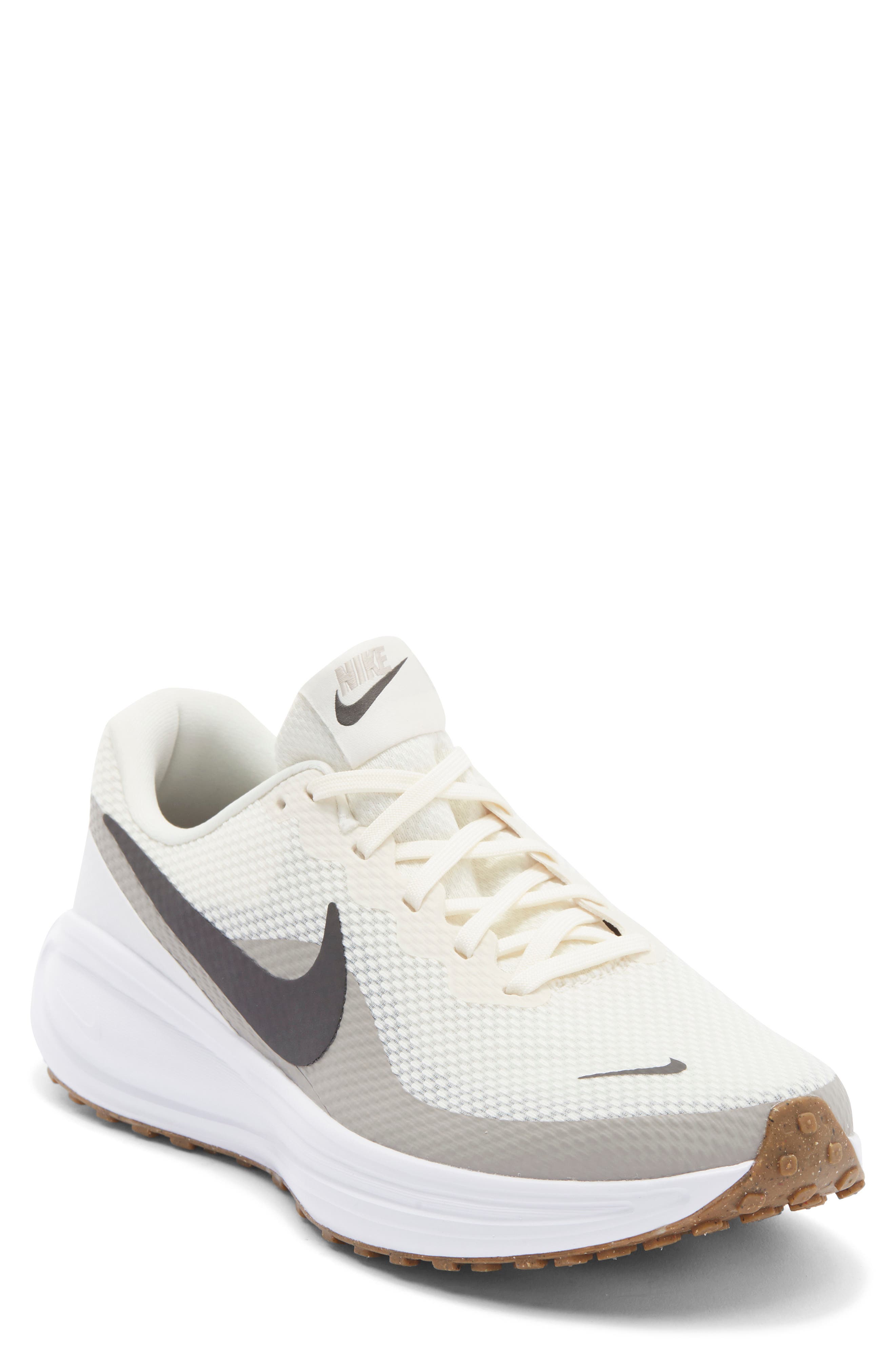 Nike Revolution 8 Running Shoe