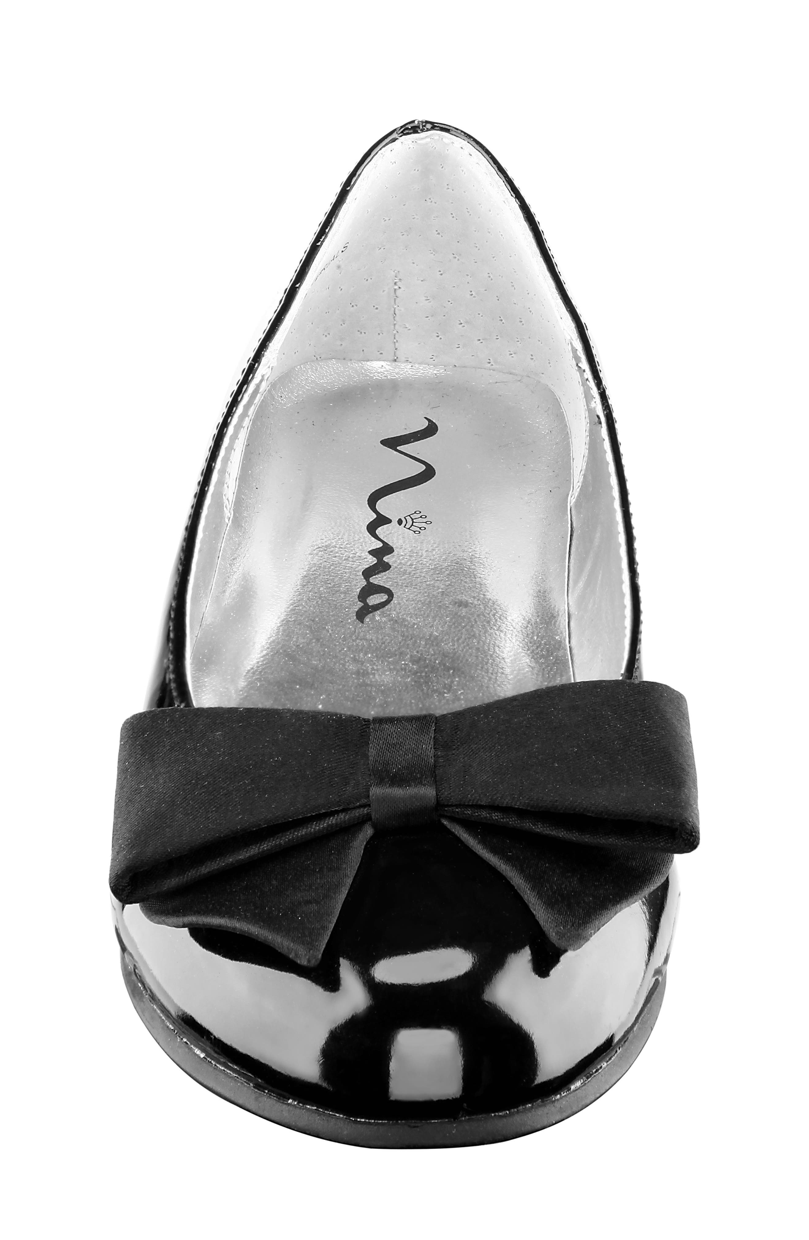 Nina 'Pegasus' Flat, Alternate, color, 